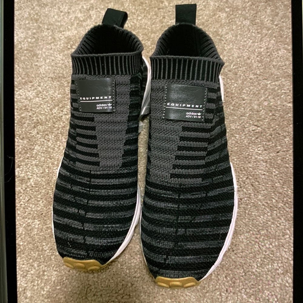 Adidas gym shoe